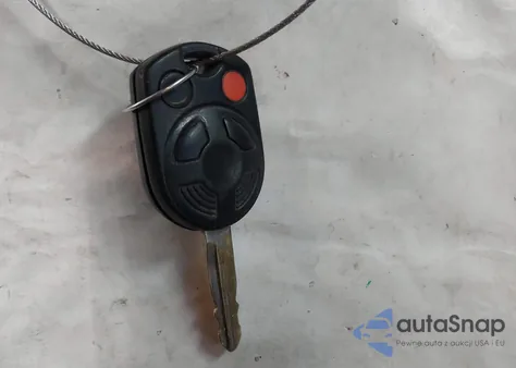 2011 Ford Escape Xlt z USA, uszkodzony, nr VIN 1FMCU0DG6BKA08390